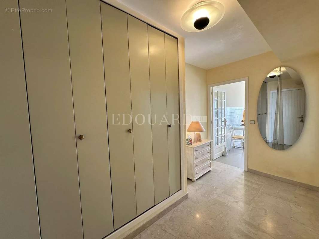 Appartement à MENTON