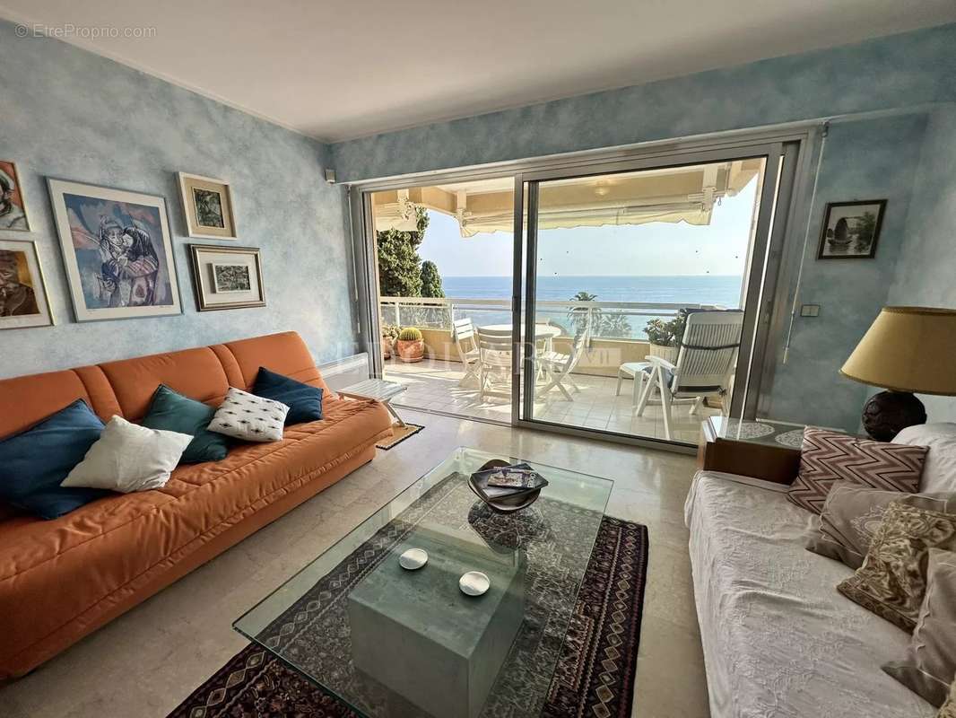 Appartement à MENTON