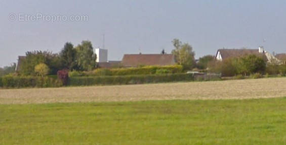 Terrain à CHALONS-EN-CHAMPAGNE