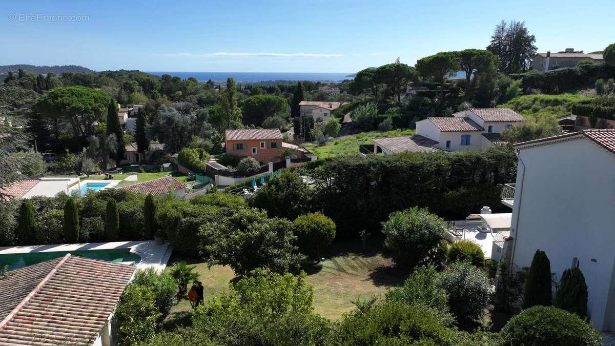 Maison à MOUGINS