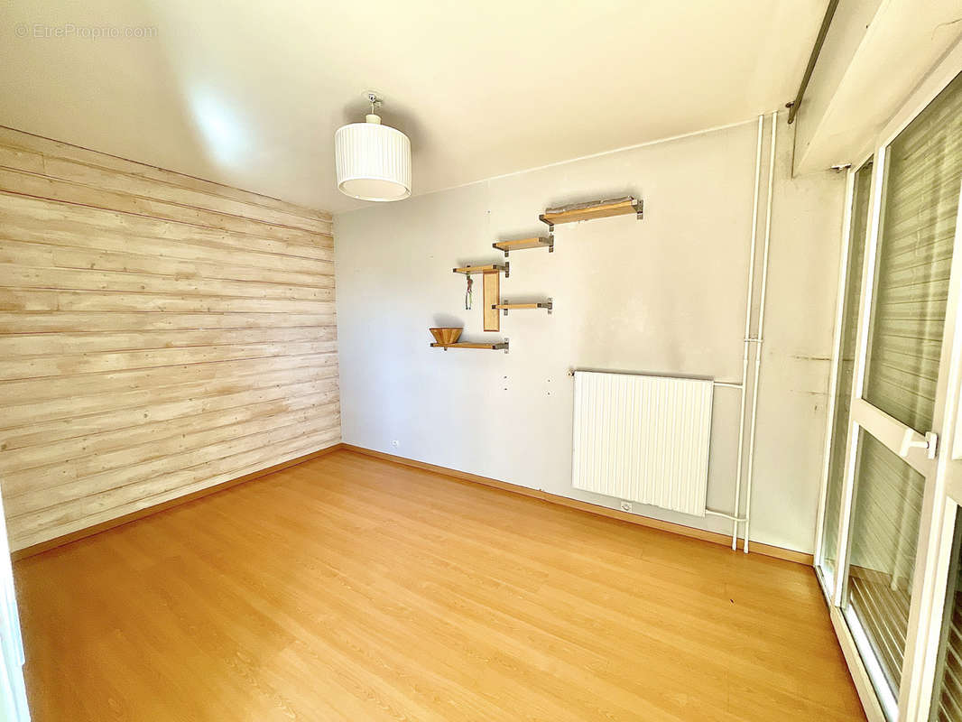 Appartement à LIMEIL-BREVANNES