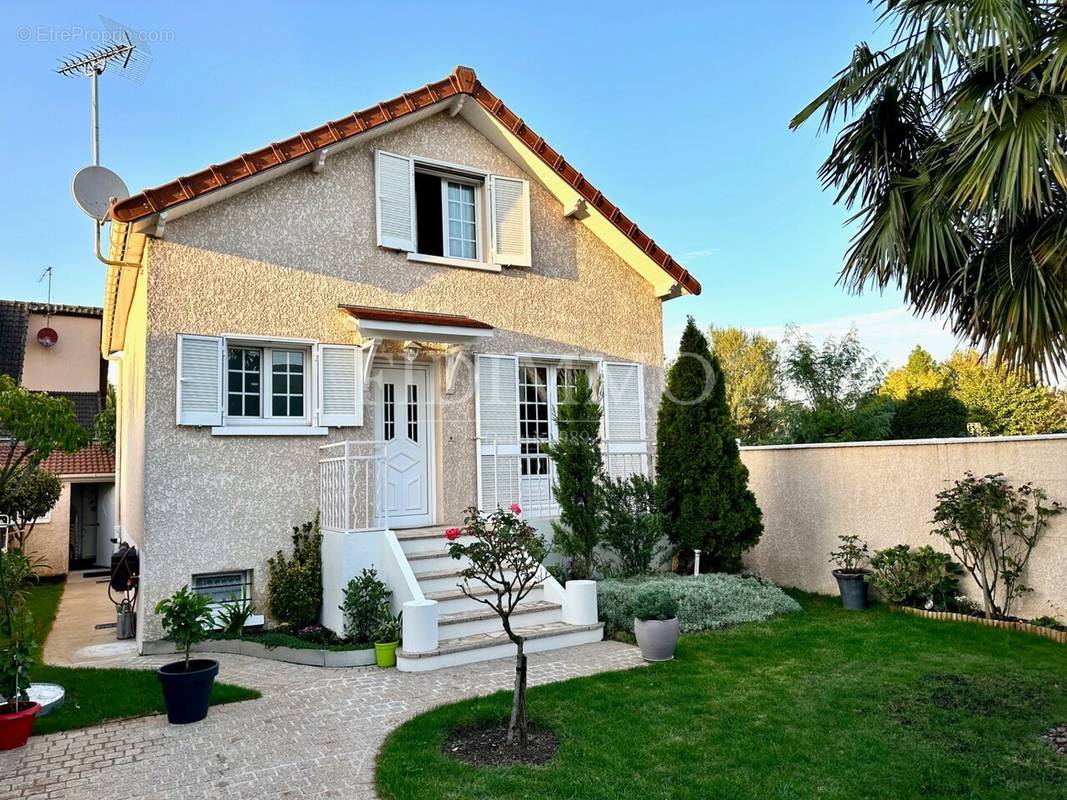 Maison à ORMESSON-SUR-MARNE