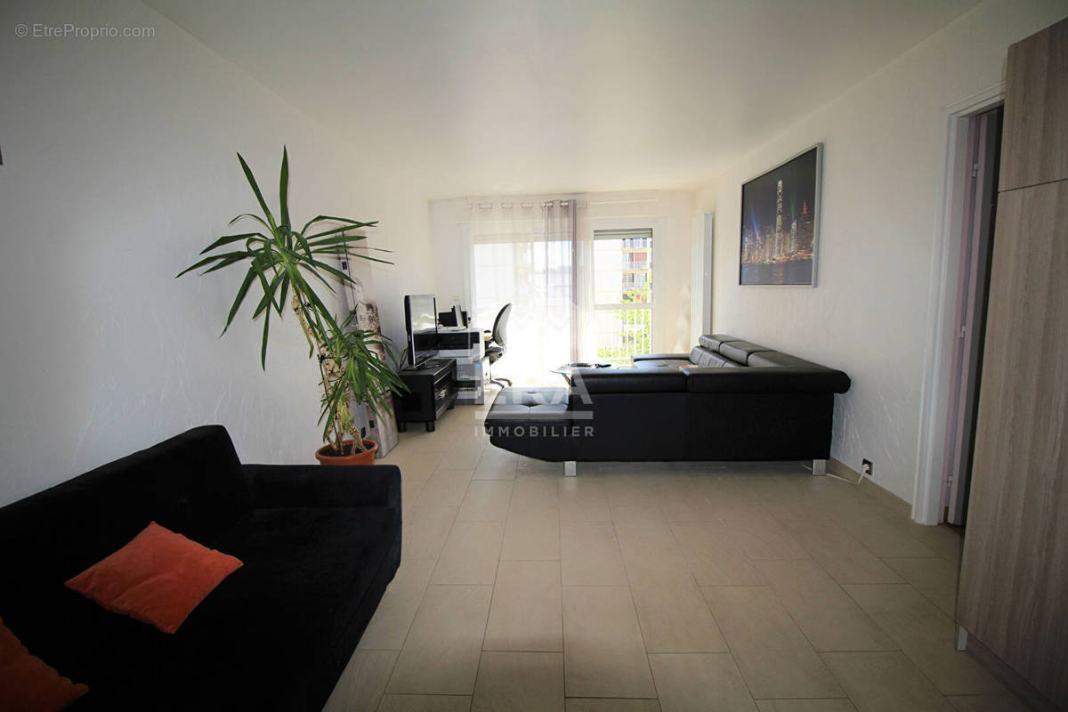 Appartement à MELUN