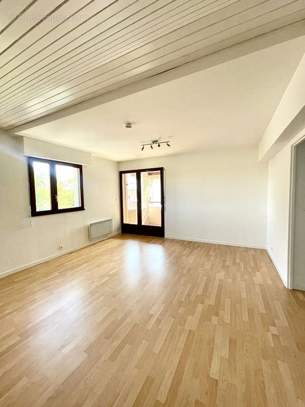 Appartement à DIVONNE-LES-BAINS