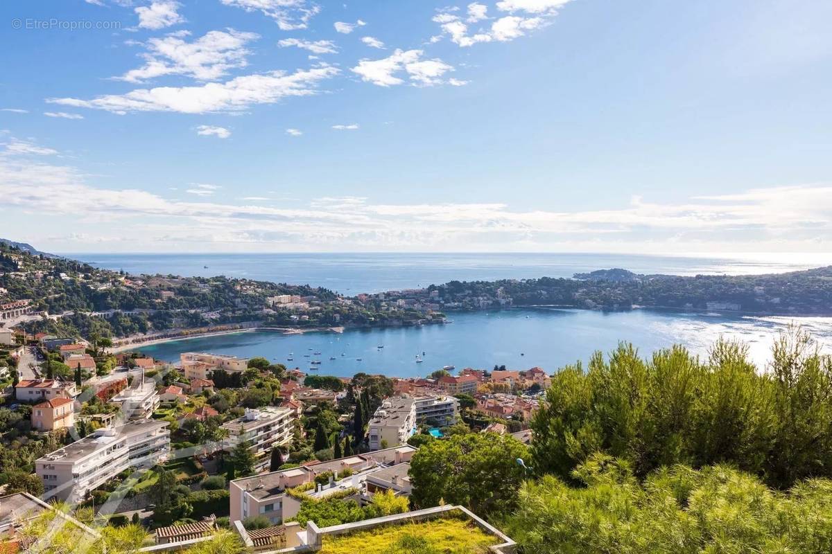 Appartement à VILLEFRANCHE-SUR-MER