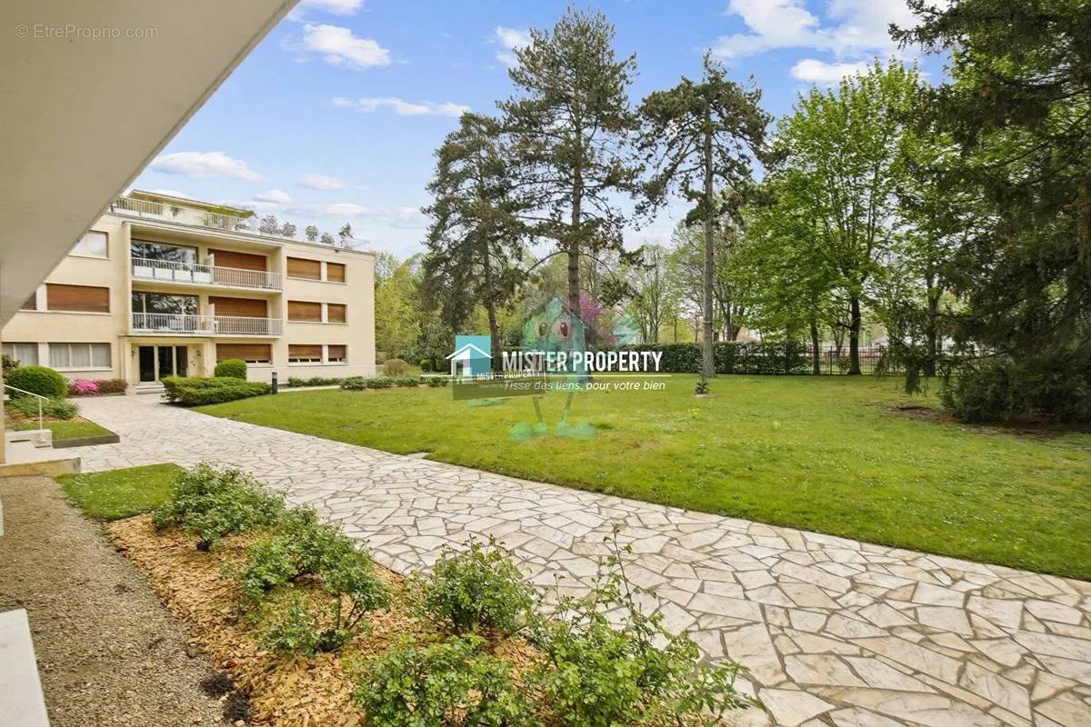 Appartement à MAISONS-LAFFITTE