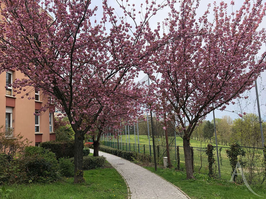 Appartement à ROSNY-SOUS-BOIS