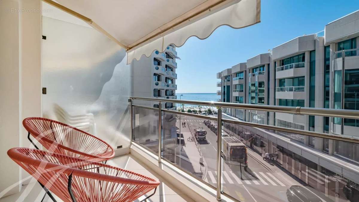 Appartement à CANNES