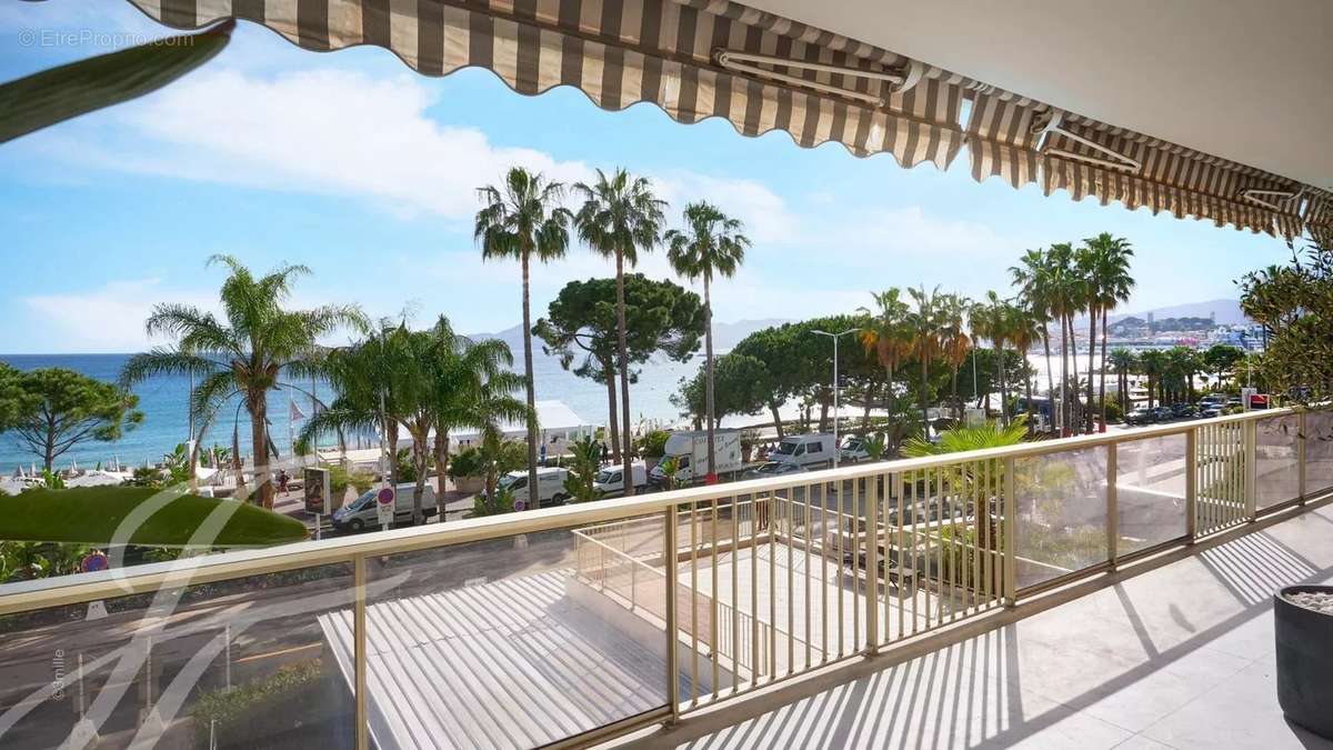 Appartement à CANNES