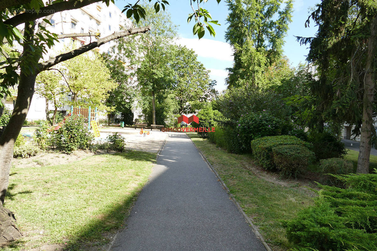 Appartement à RUEIL-MALMAISON