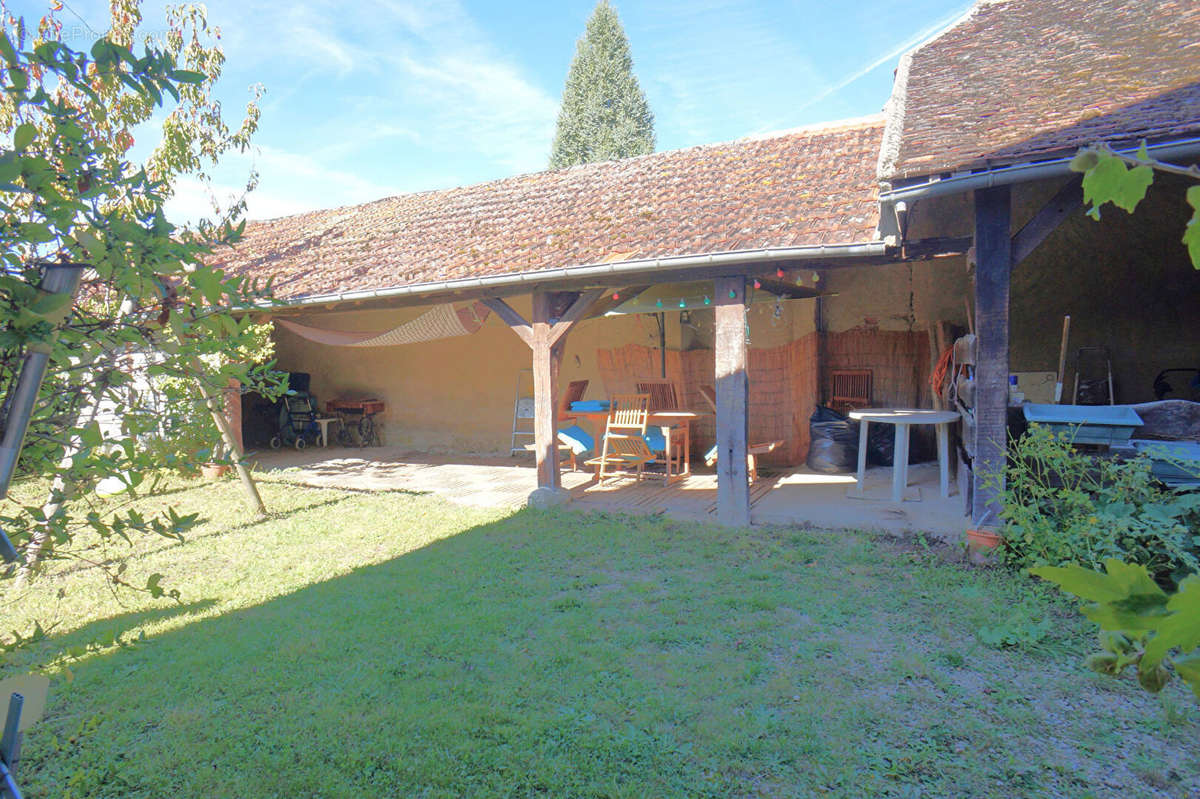 Maison à JOIGNY