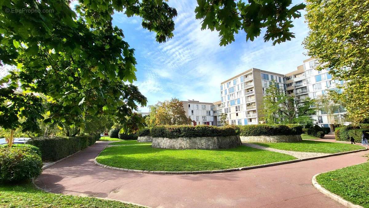 Appartement à PIERREFITTE-SUR-SEINE