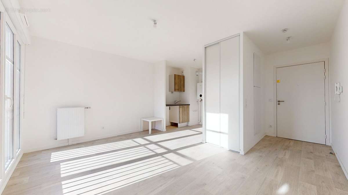 Appartement à LE BLANC-MESNIL