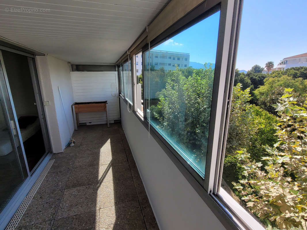 Appartement à MARSEILLE-8E