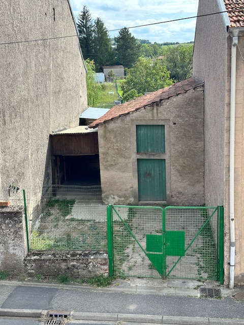 Maison à RECHICOURT-LE-CHATEAU