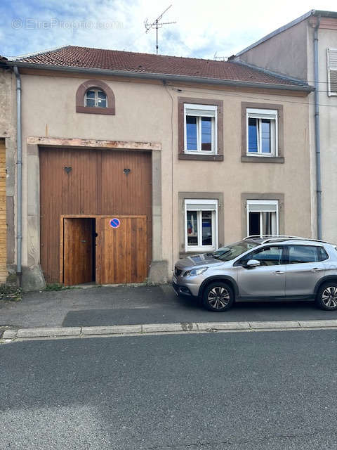 Maison à RECHICOURT-LE-CHATEAU