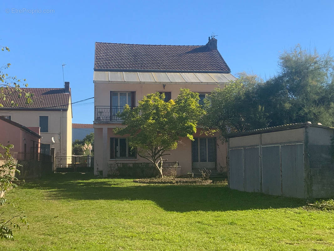 Maison à LE CREUSOT