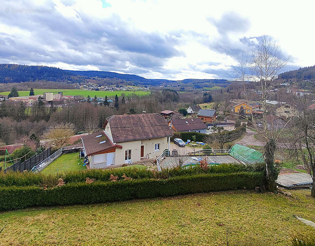 Maison à SAINT-NABORD