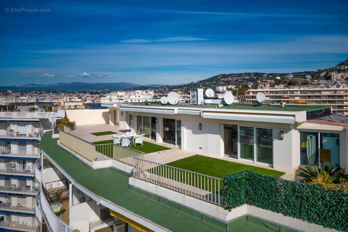 Appartement à CANNES