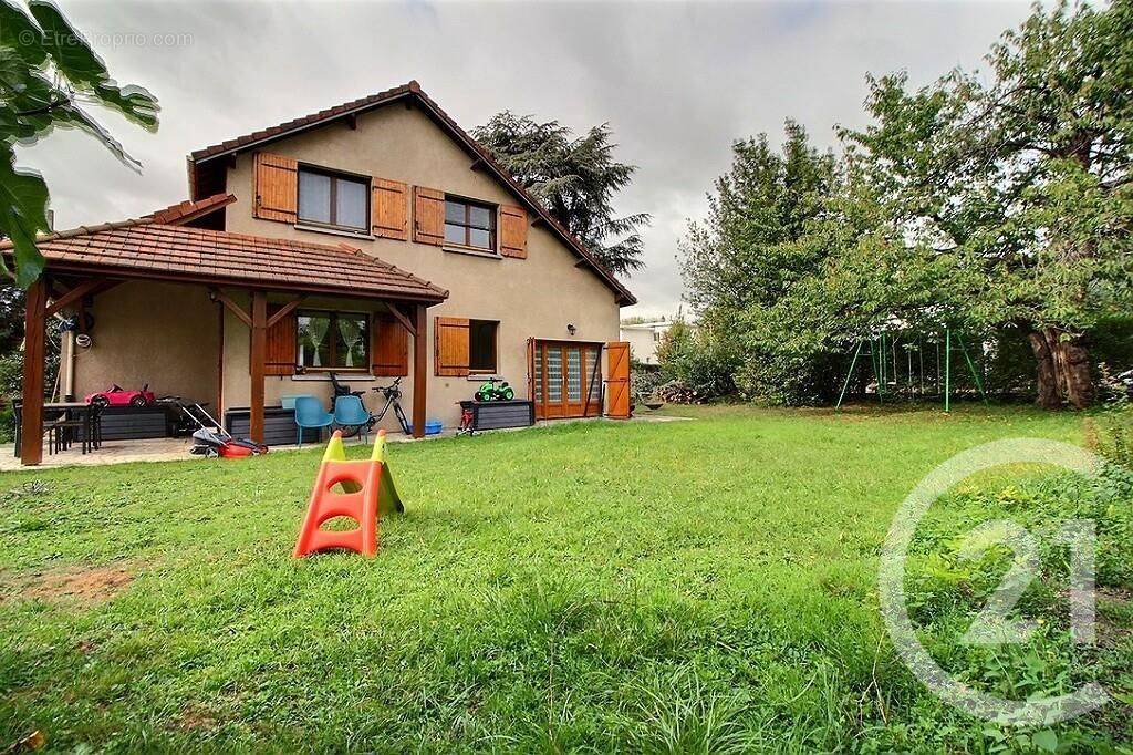 Maison à AULNAY-SOUS-BOIS