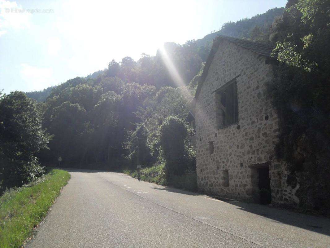 Maison à ROUBION