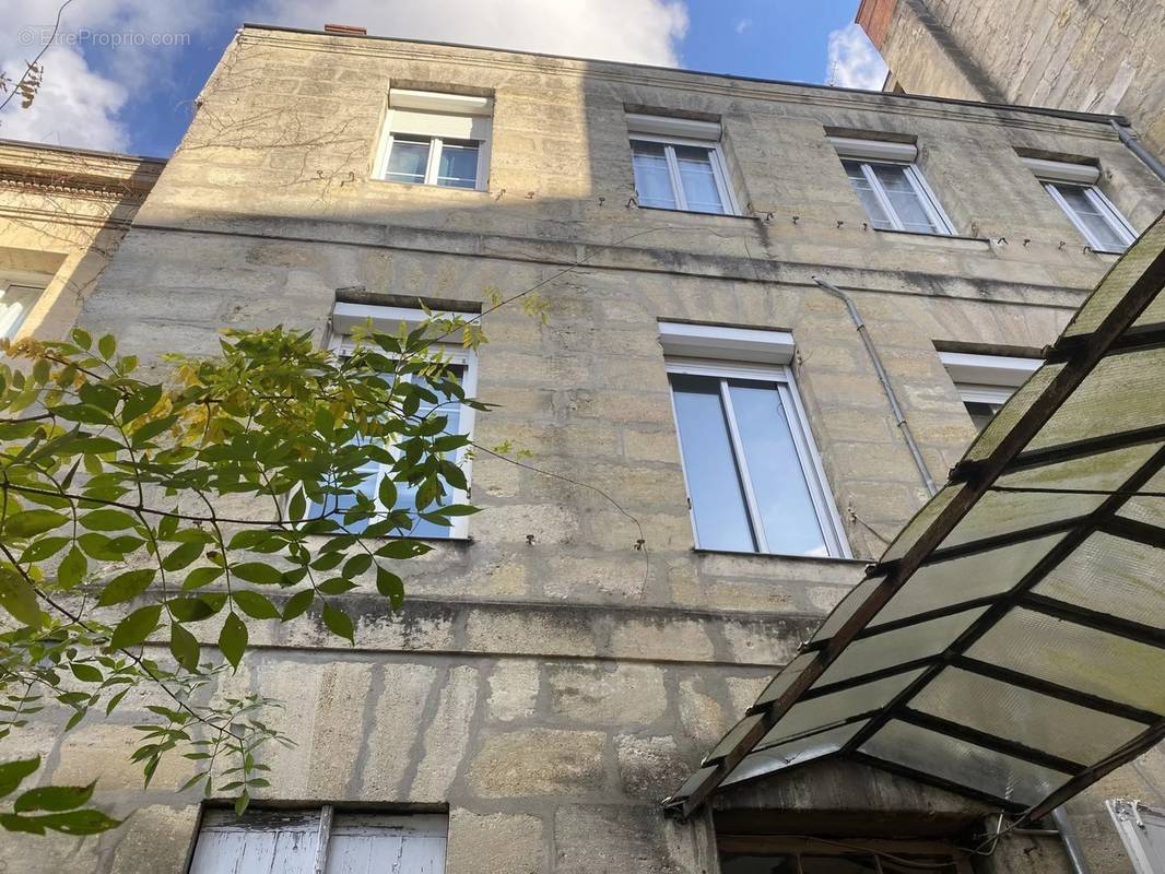 Appartement à BORDEAUX