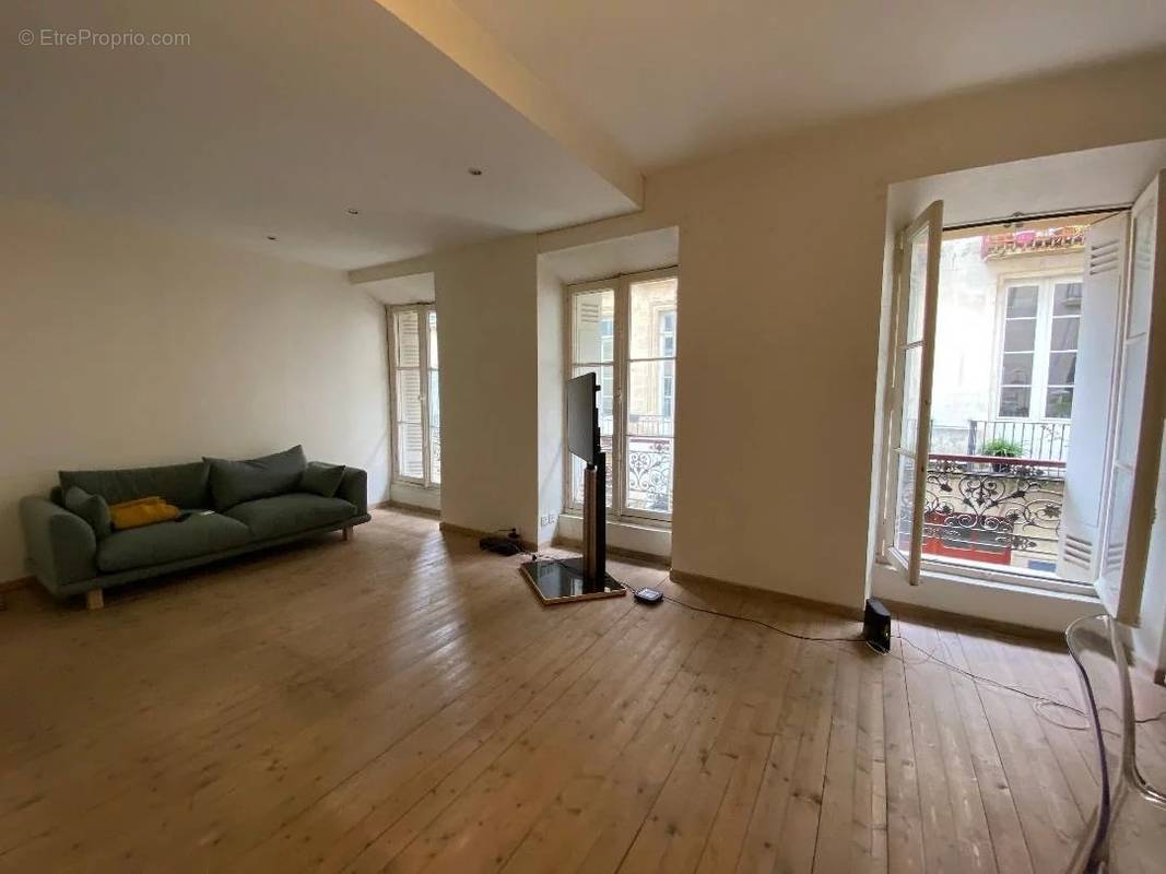 Appartement à BORDEAUX