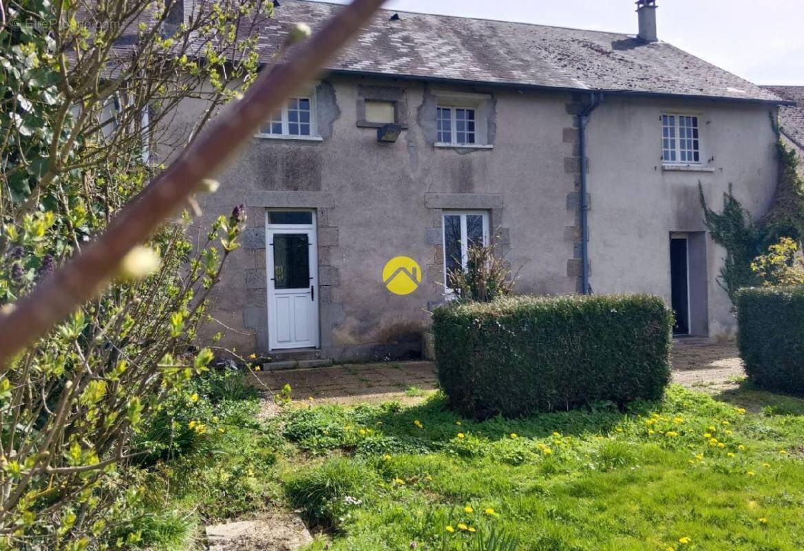 Maison à LOURDOUEIX-SAINT-PIERRE