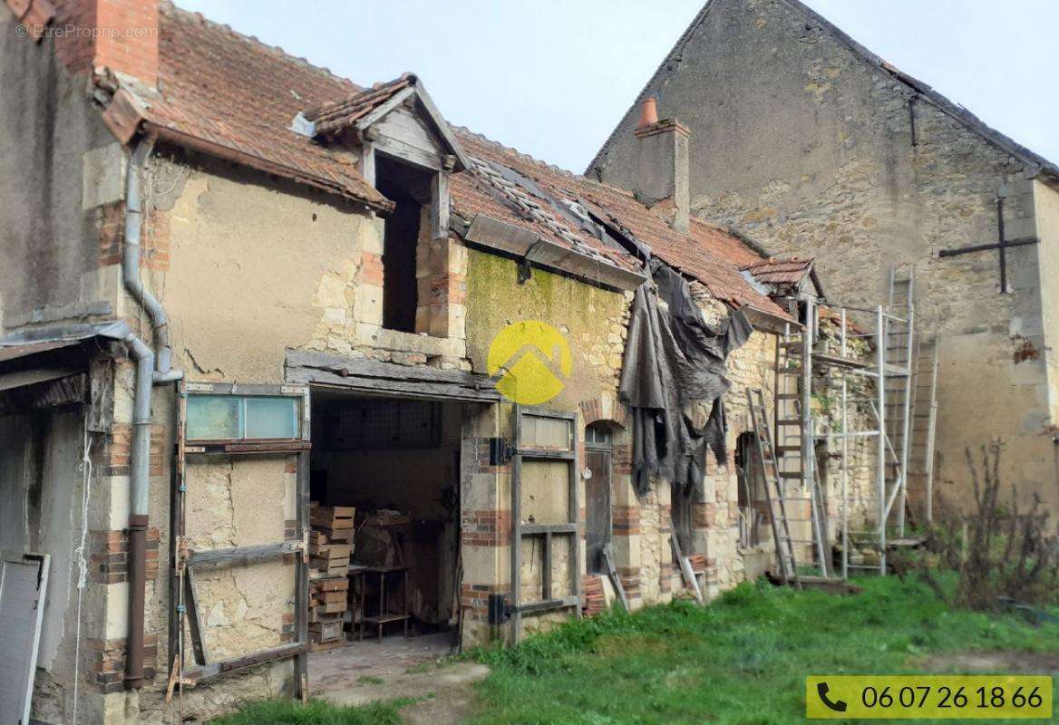 Maison à LA GUERCHE-SUR-L&#039;AUBOIS