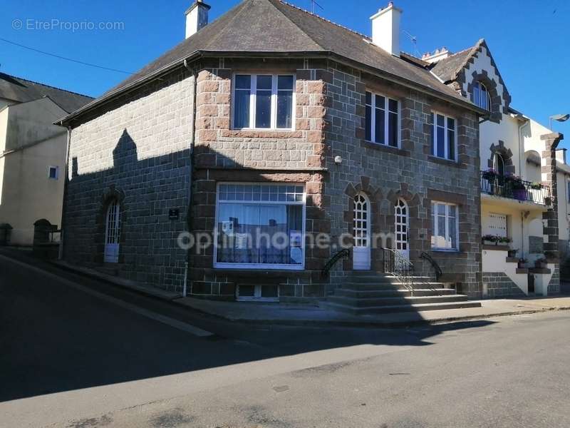 Maison à LANRELAS