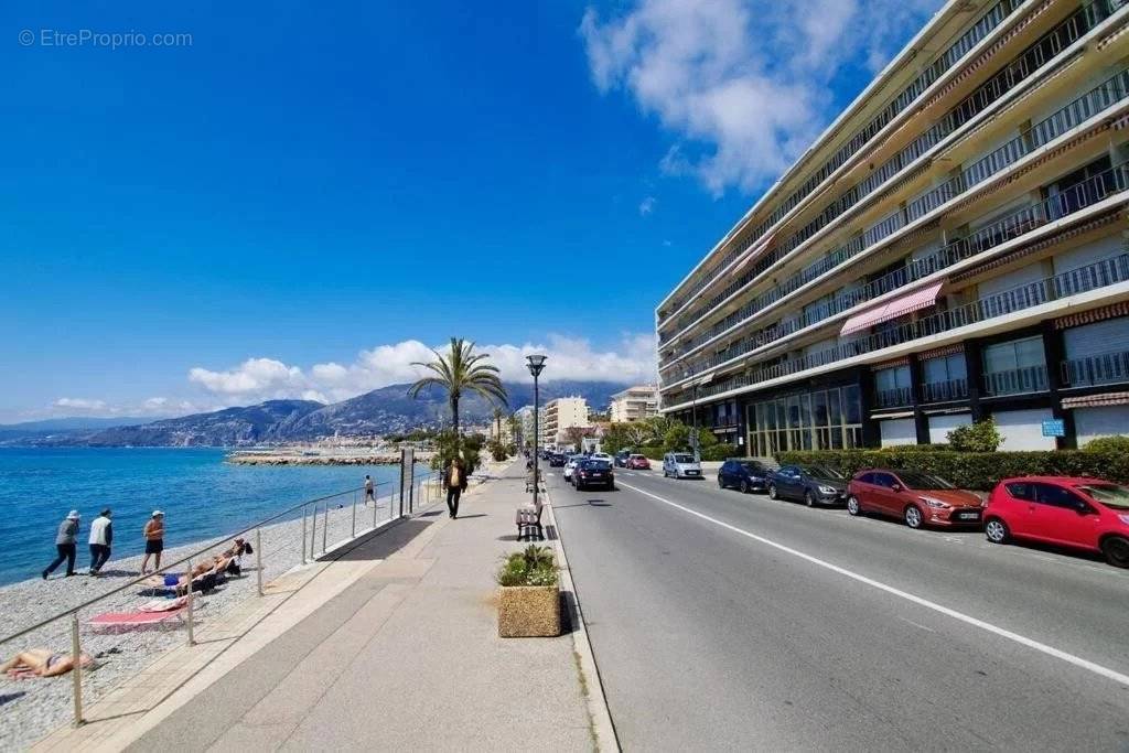 Appartement à ROQUEBRUNE-CAP-MARTIN