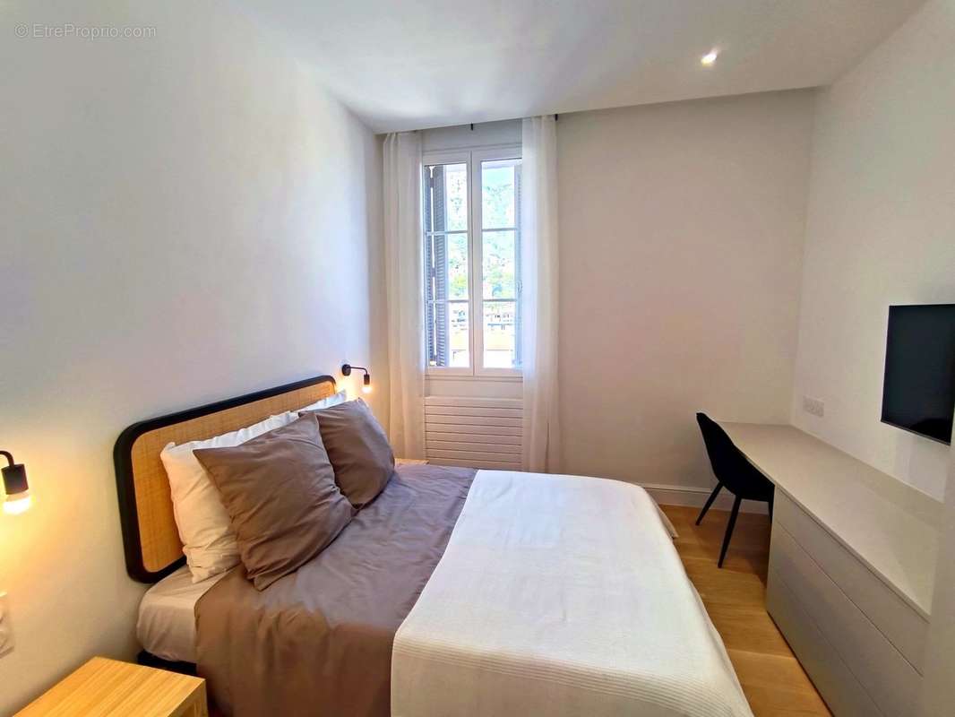 Appartement à BEAULIEU-SUR-MER