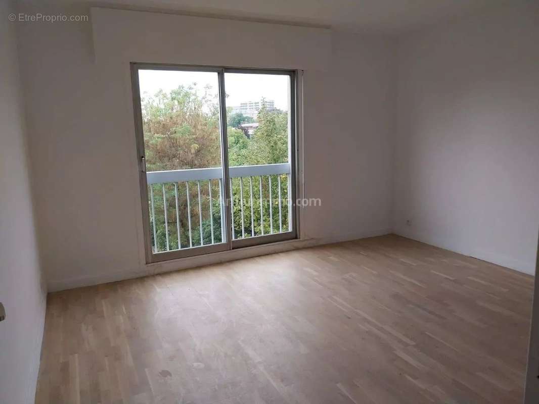 Appartement à NOGENT-SUR-MARNE