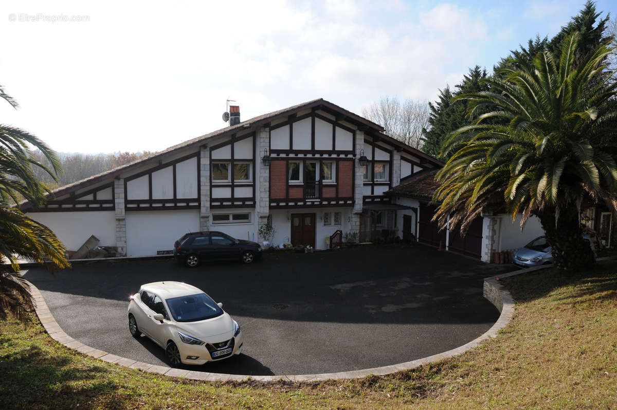 Maison à MOUGUERRE