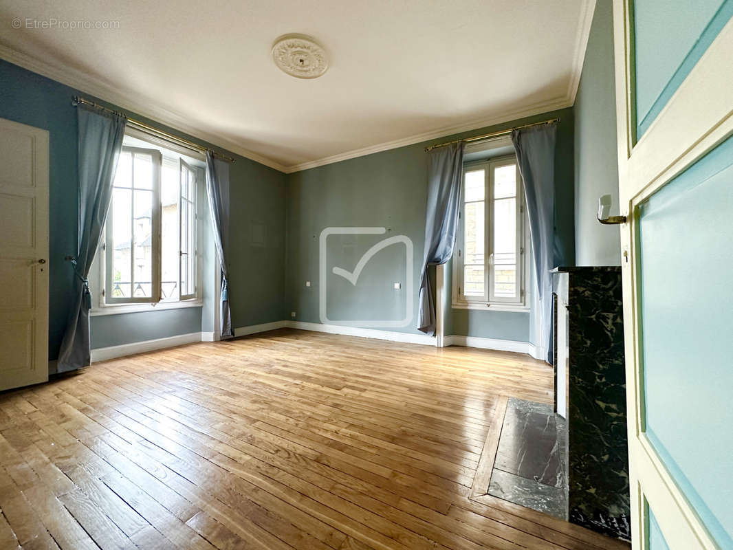 Appartement à BRIVE-LA-GAILLARDE