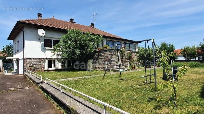 Maison à LUXEUIL-LES-BAINS