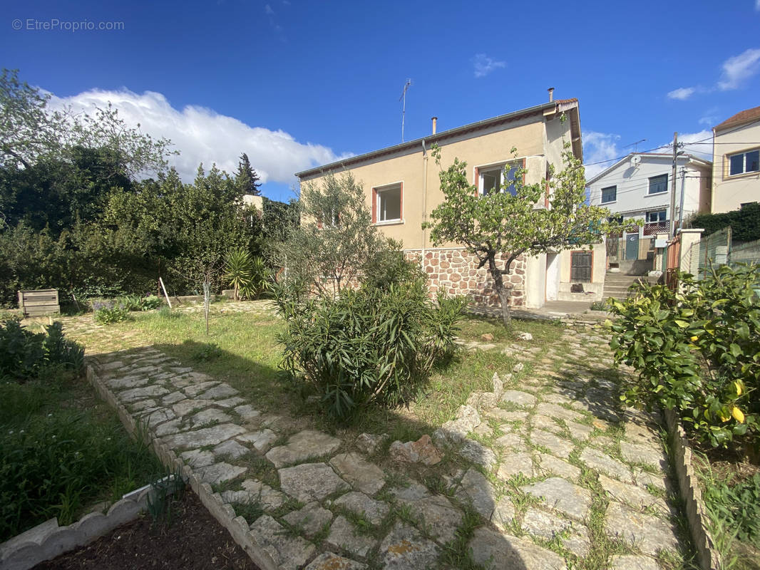 Maison à BEZIERS