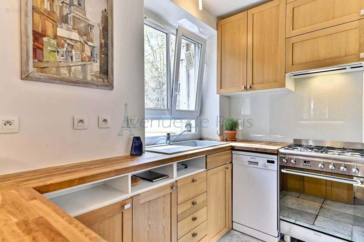 Appartement à PARIS-11E