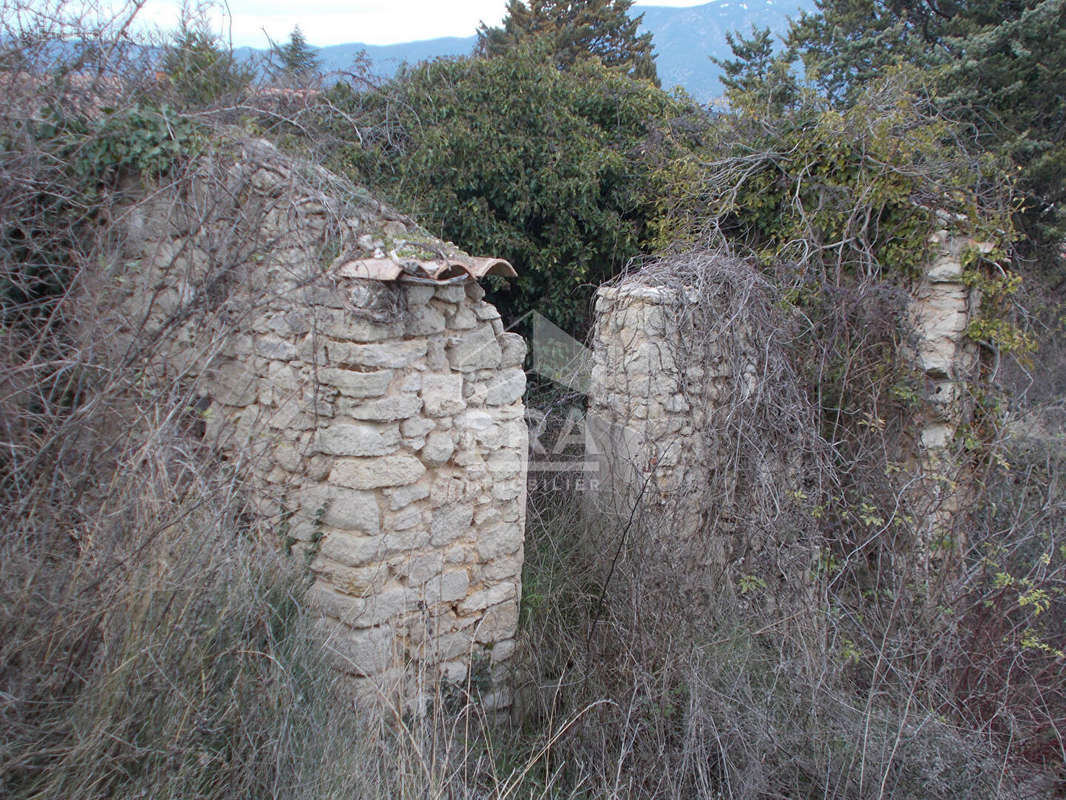 Terrain à MORMOIRON