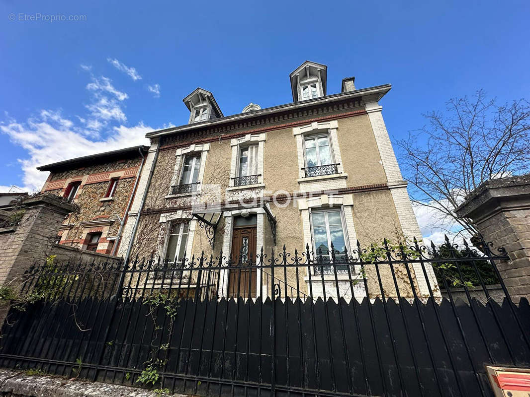 Maison à EPERNAY