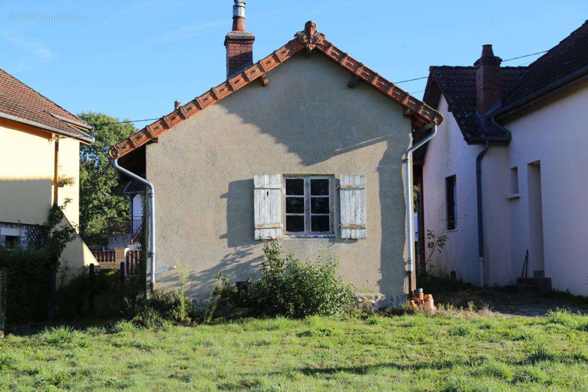 Maison à ETANG-SUR-ARROUX