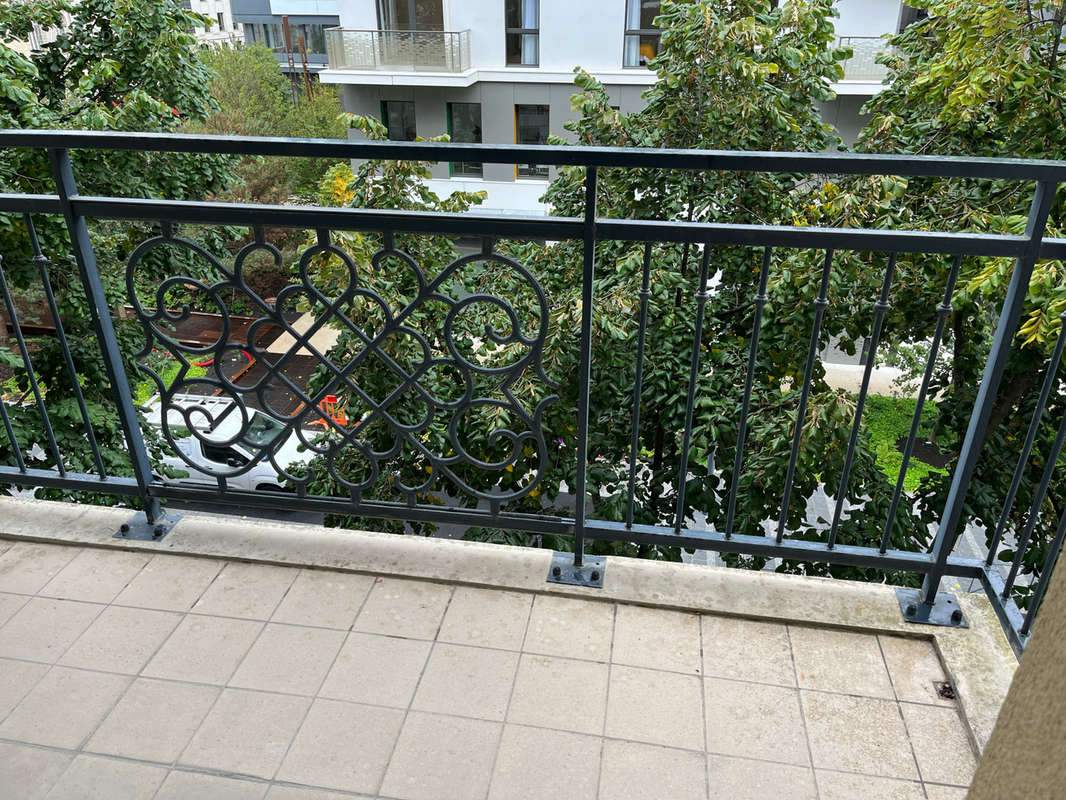 Appartement à ISSY-LES-MOULINEAUX