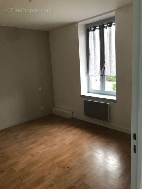 Appartement à SAINT-ROMAIN-LE-PUY