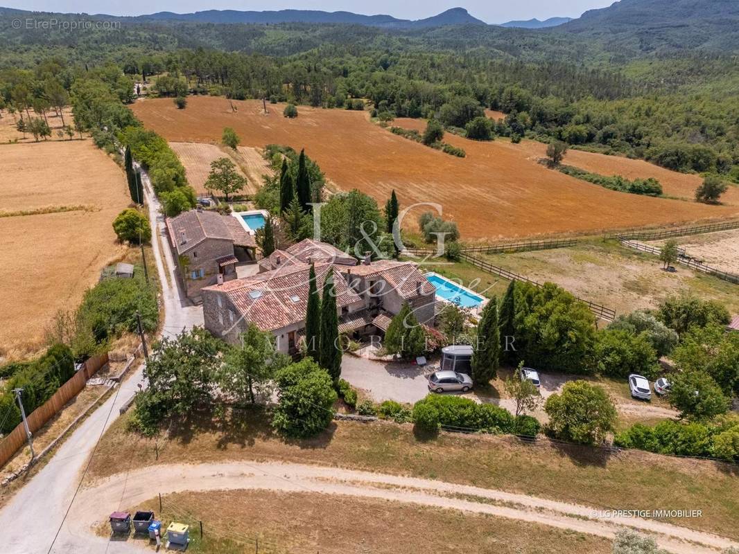 Maison à FAYENCE