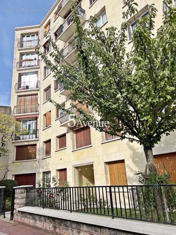 Appartement à SAINT-MAUR-DES-FOSSES