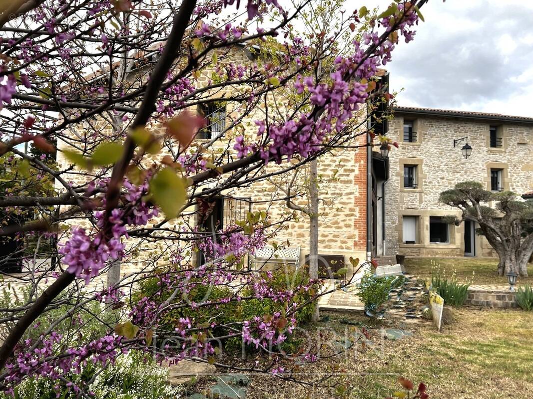 Maison à MOURS-SAINT-EUSEBE