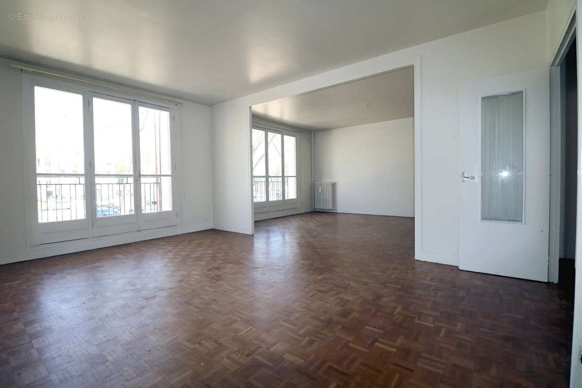 Appartement à VERSAILLES