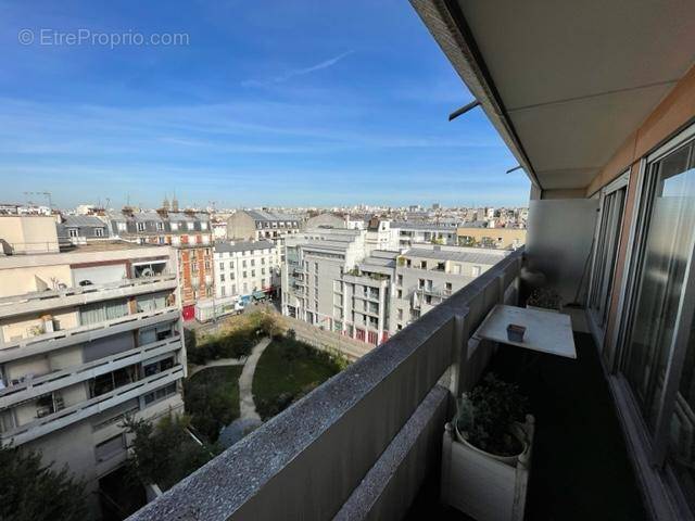 Appartement à PARIS-11E