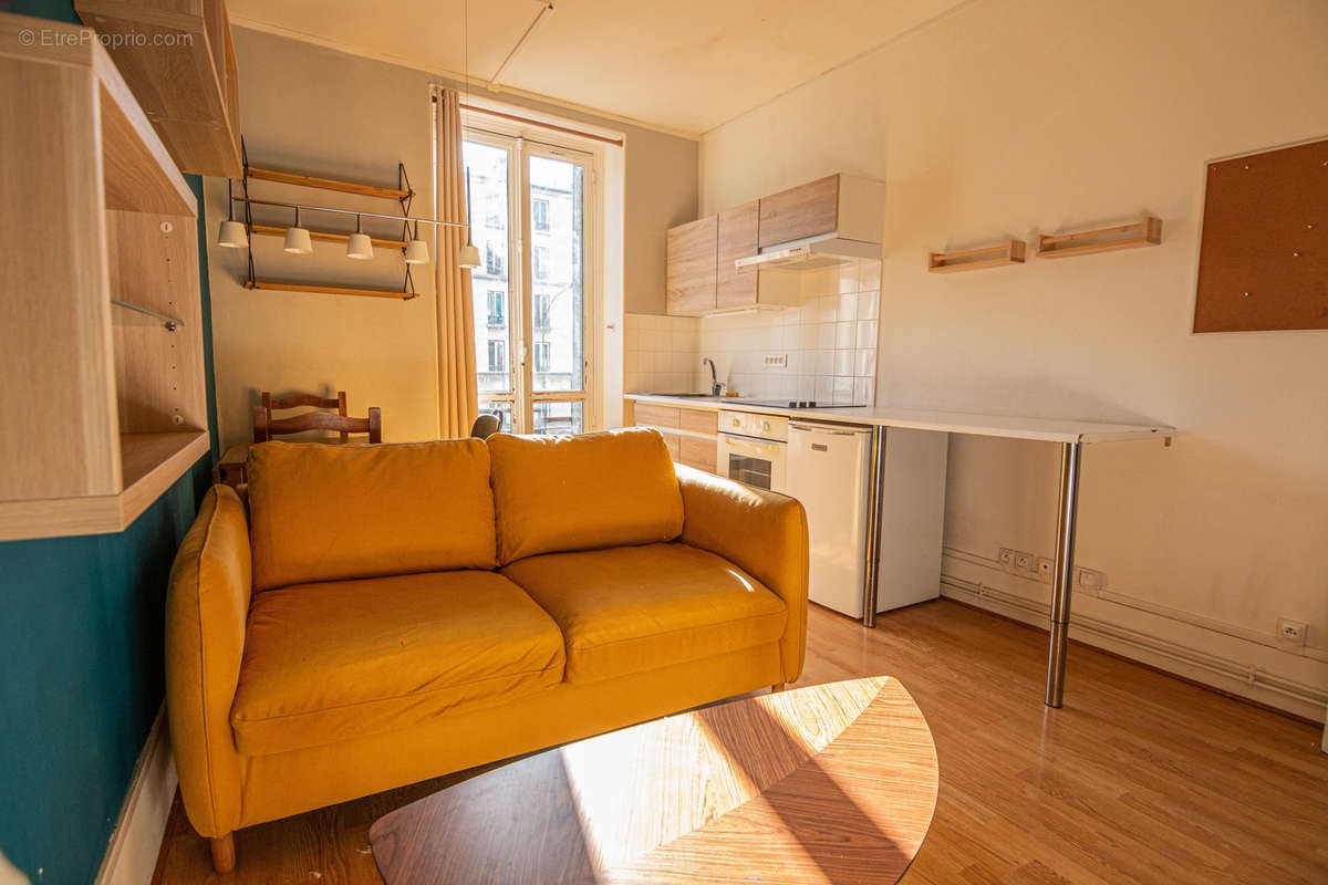 Appartement à AUBERVILLIERS