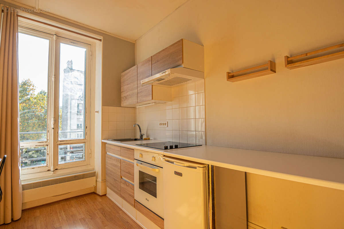 Appartement à AUBERVILLIERS